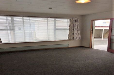 Photo of property in 2/402 Lyndon Road West, Hastings, 4122