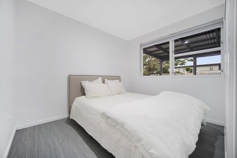 Photo of property in 2/450 Great South Road, Opaheke, Papakura, 2113