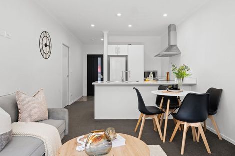 Photo of property in 2/19 Dowding Street, Melville, Hamilton, 3206