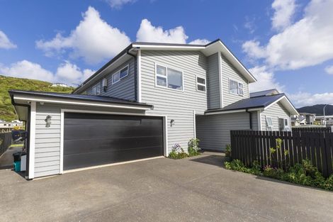 Photo of property in 33 Rochdale Drive, Churton Park, Wellington, 6037