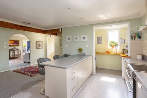 Photo of property in 91 Brandon Street, Featherston, 5710