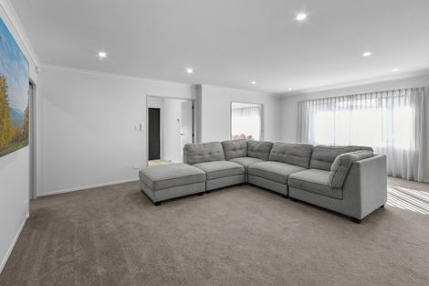 Photo of property in 28 Thomason Crescent, Pokeno, 2402