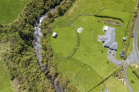 Photo of property in 210 Maude Road, Kaimiro, New Plymouth, 4371