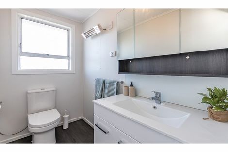 Photo of property in 57 Highsted Road, Bishopdale, Christchurch, 8053