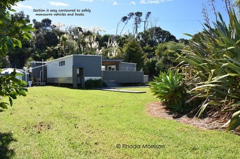 Photo of property in 76 Komiti Road, Tinopai, 0593