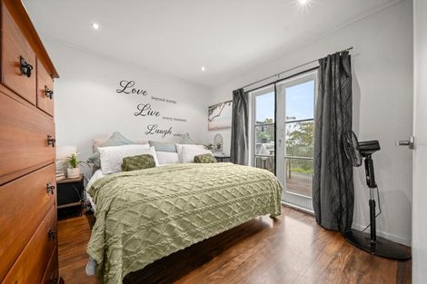 Photo of property in 121 Fairview Avenue, Fairview Heights, Auckland, 0632