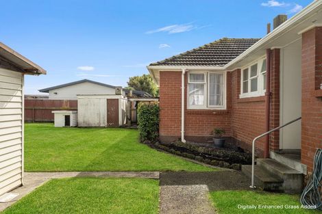 Photo of property in 20 Armstrong Place, Gonville, Whanganui, 4501