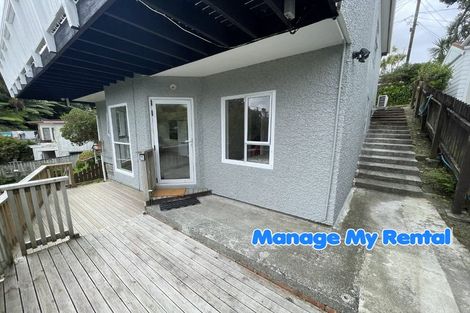 Photo of property in 14 West Road, Northland, Wellington, 6012