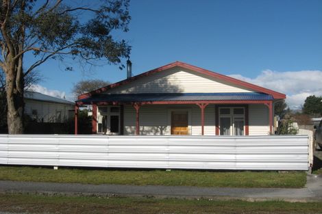 Photo of property in 100 Hall Street, Hokitika, 7810
