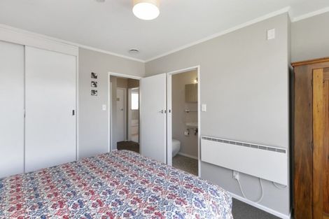 Photo of property in 29 Churton Drive, Churton Park, Wellington, 6037