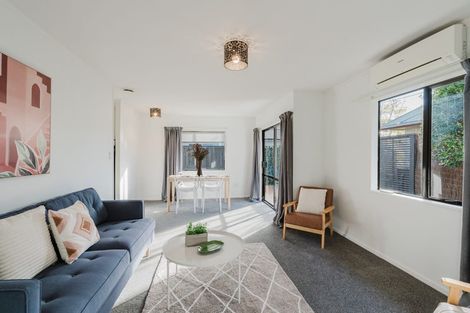 Photo of property in 9f Cameron Road, Hamilton East, Hamilton, 3216