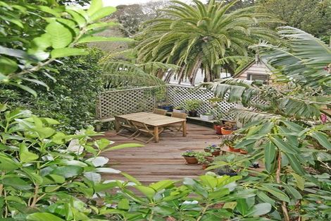 Photo of property in 19 Hereford Street, Wilton, Wellington, 6012