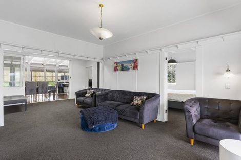 Photo of property in 18 Penton Road, Stanmore Bay, Whangaparaoa, 0932