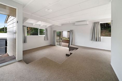 Photo of property in 22 Karaka Street, Helensville, 0800