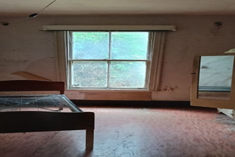 Photo of property in 28 Highbury Road, Highbury, Wellington, 6012