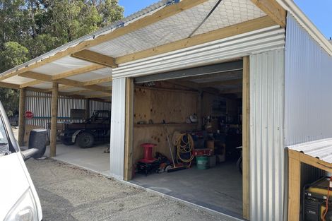 Photo of property in 1 Maude View Road, Hawea Flat, Wanaka, 9382