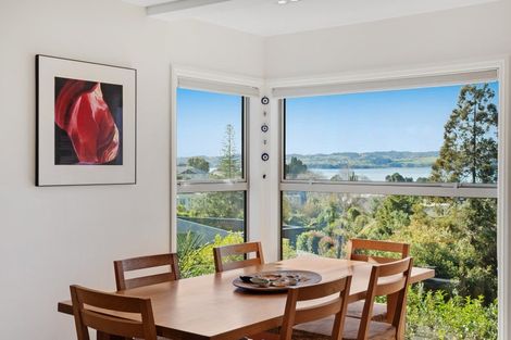 Photo of property in 7 Fenton Terrace, Cockle Bay, Auckland, 2014