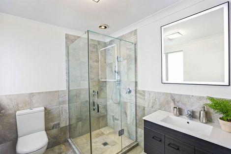 Photo of property in 42 Castellina Drive, Karaka, Papakura, 2113