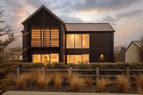 Photo of property in 11 Mulholland Drive, Jacks Point, 9371