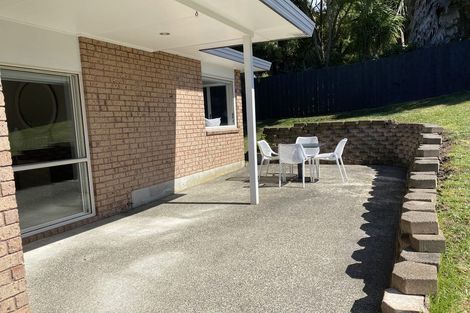 Photo of property in 16 Ryden Place, Glen Eden, Auckland, 0602