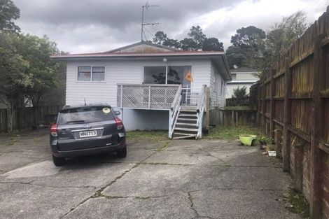 Photo of property in 5 Meadowvale Rise, Titirangi, Auckland, 0604