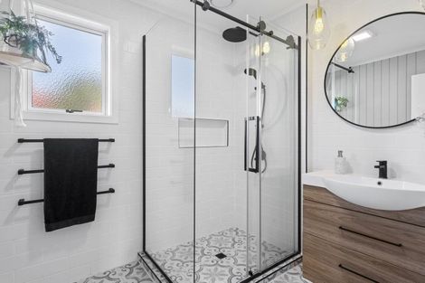 Photo of property in 9 Laredo Grove, Totara Park, Upper Hutt, 5018