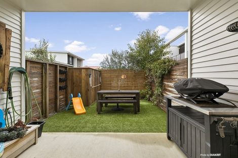Photo of property in 1/24 Tamar Street, Island Bay, Wellington, 6023