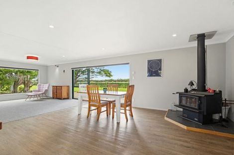 Photo of property in 69 Waipipi Wharf Road, Pollok, Waiuku, 2683