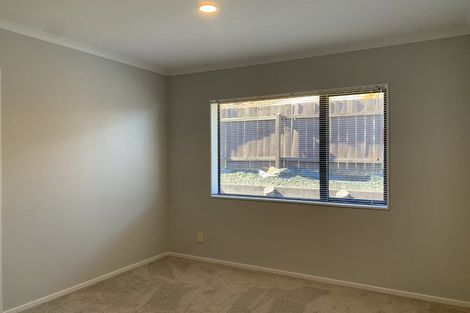 Photo of property in 6 Fleetwood Drive, Henderson, Auckland, 0612