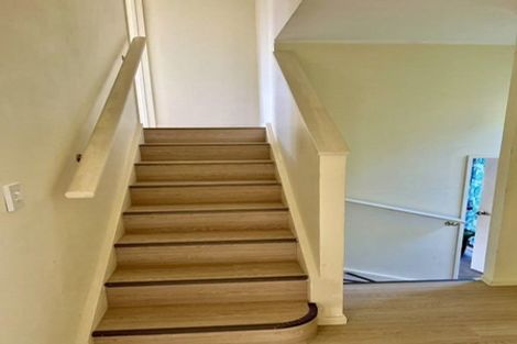 Photo of property in 2/10 Belmont Terrace, Milford, Auckland, 0620