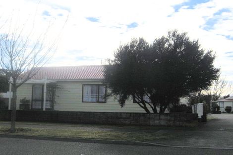Photo of property in 4/1204 Louie Street, Parkvale, Hastings, 4122