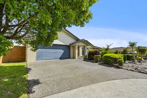 Photo of property in 19 Reybert Place, Massey, Auckland, 0614