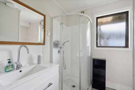 Photo of property in 414 Stokes Valley Road, Stokes Valley, Lower Hutt, 5019