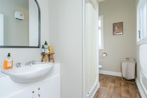 Photo of property in 104 Sherwill Street West, Feilding, 4702