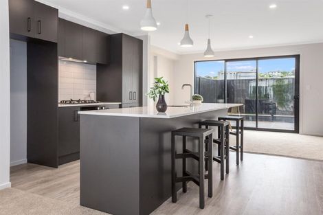 Photo of property in 4 Breakwater Way, Whitby, Porirua, 5024