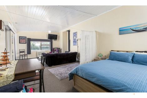 Photo of property in 9 Waimate Highway, Makikihi, Waimate, 7978