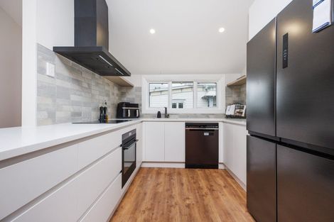 Photo of property in 7 Pirie Street, Palmerston North, 4410