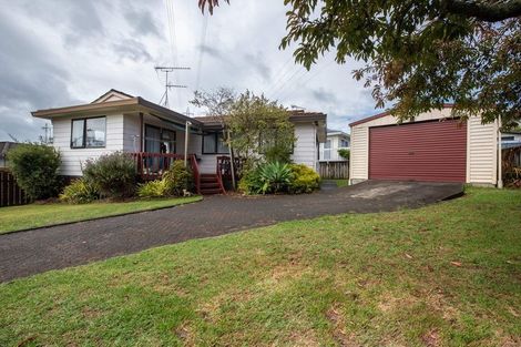 Photo of property in 95 Keegan Drive, Massey, Auckland, 0614