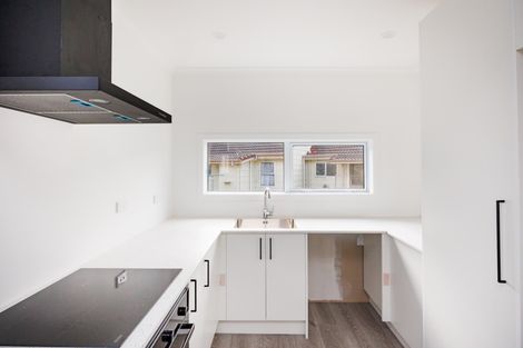 Photo of property in 73 Rangiora Avenue, Roslyn, Palmerston North, 4414