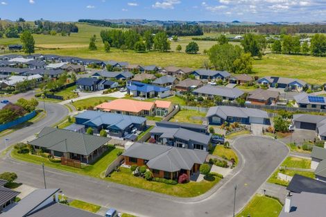 Photo of property in 22 Belgrove Place, Waipukurau, 4200