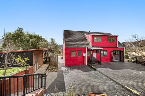 Photo of property in 12 Roman Close, Silverstream, Upper Hutt, 5019