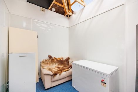 Photo of property in 10 William Street, Marton, 4710