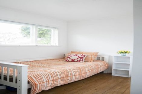 Photo of property in 637 Swanson Road, Swanson, Auckland, 0612