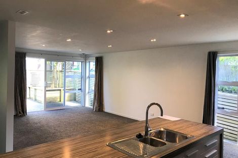 Photo of property in 11a Pinkerton Grove, Newlands, Wellington, 6037