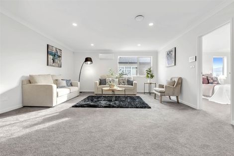 Photo of property in 21 Hughs Way, Flat Bush, Auckland, 2019