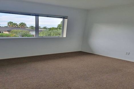 Photo of property in 130e Lakeside Drive, Orewa, 0931