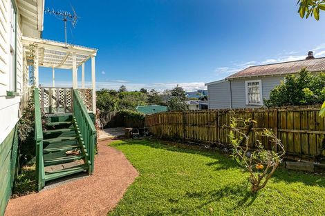 Photo of property in 47 Newington Road, Henderson, Auckland, 0612