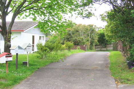 Photo of property in 15 Seakens Way, Glen Eden, Auckland, 0602