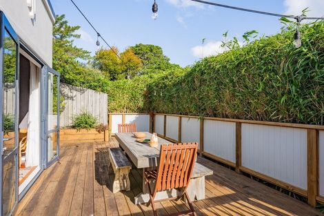 Photo of property in 61 Tennis Court Road, Raumati South, Paraparaumu, 5032