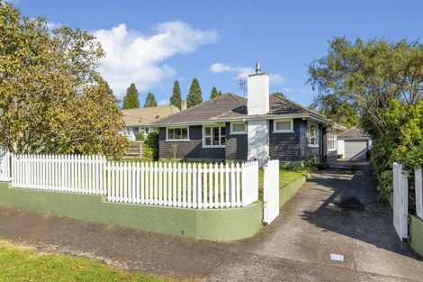 Photo of property in 29 Plympton Street, Brooklands, New Plymouth, 4310